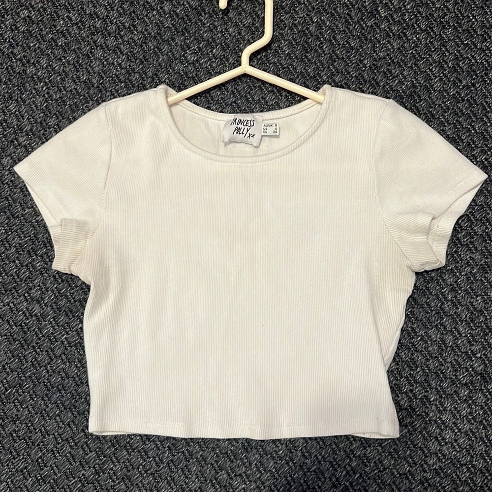 Princess Polly cropped t shirt